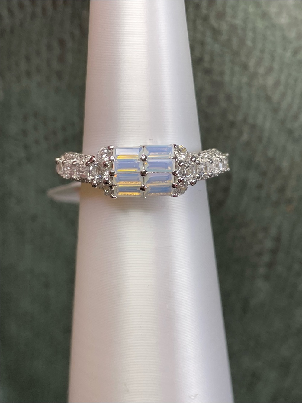 Bomb Party ULTRA RARE UNI "The Showstopper Ring" Size 6 Moonstone on Sterling